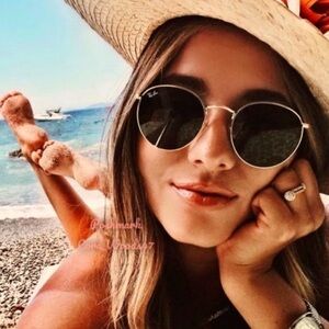 Ray-Ban round metal brown sunglasses
RB3681 Gold frame - Unisex